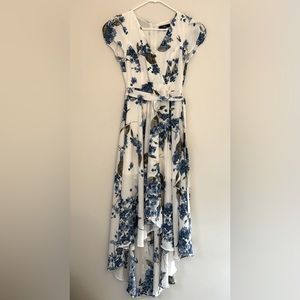 Lulu’s XS French Countryside White Floral Print High-Low Dress